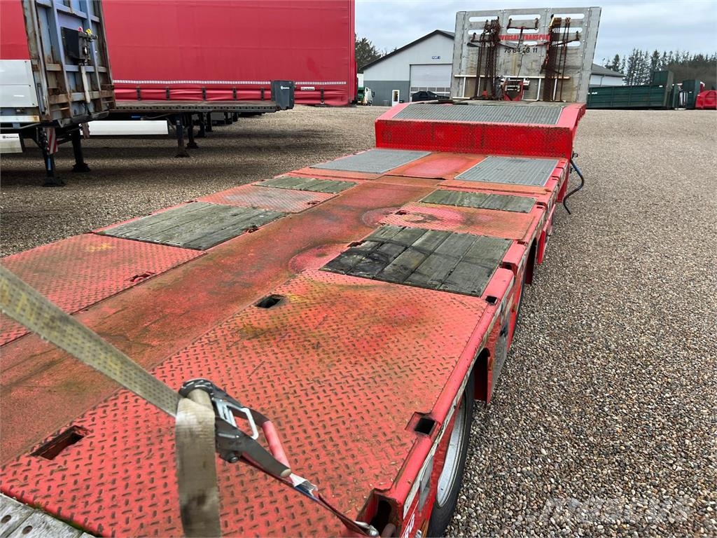 Kel-Berg 11,1 mtr. nedbygget + 3 mtr Overige opleggers