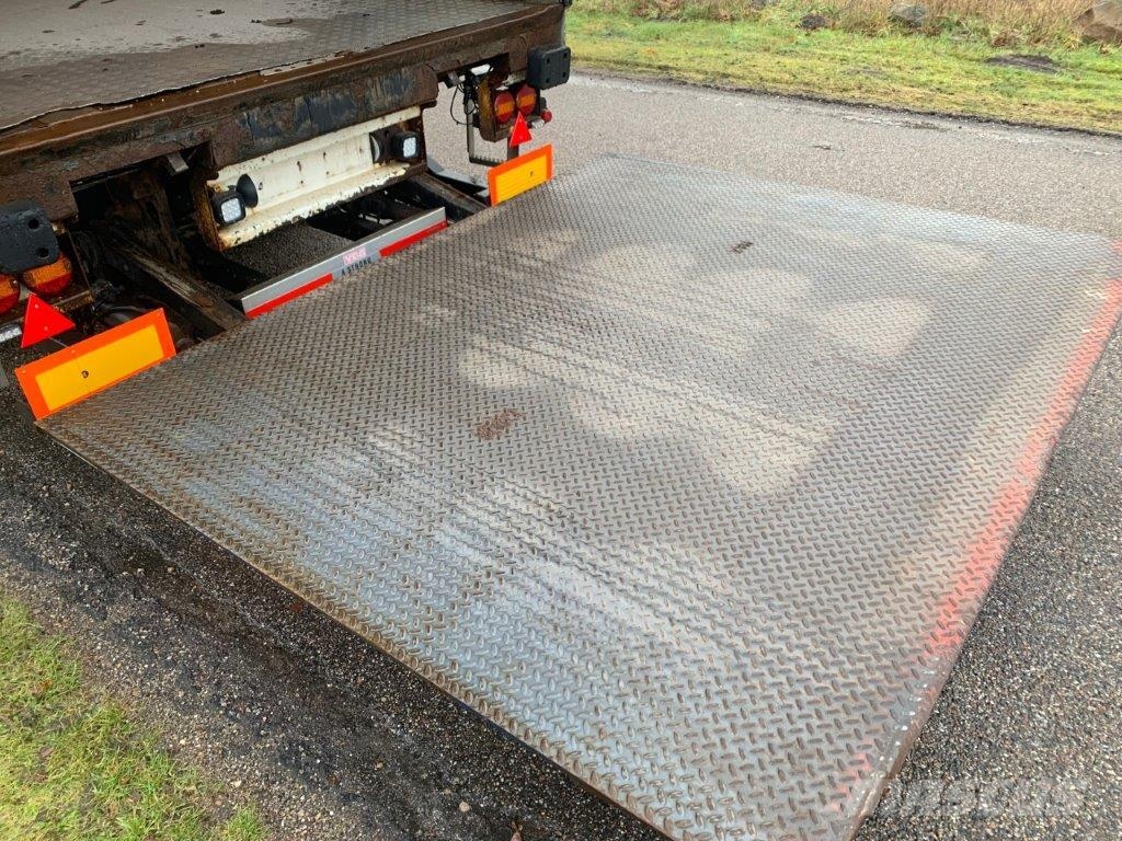 Kel-Berg 11 mtr - 27 pallers City Gardin - lift Semirremolques de transportes especiales