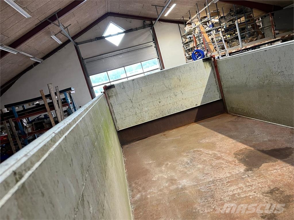 Kel-Berg 4,5 mtr 3 vejs tip Самоскиди