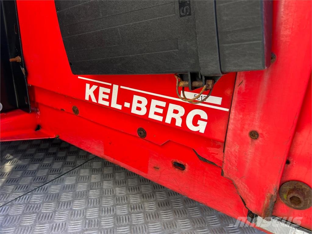 Kel-Berg D100V 13,6 mtr gardin - lodretstående lift Citytrailers