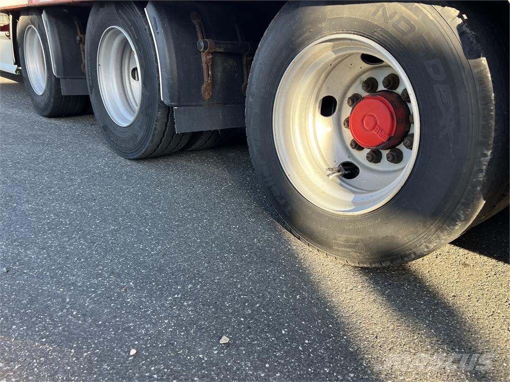 Kel-Berg S300F 13,2 mtr. med ramper Autotransport-Auflieger
