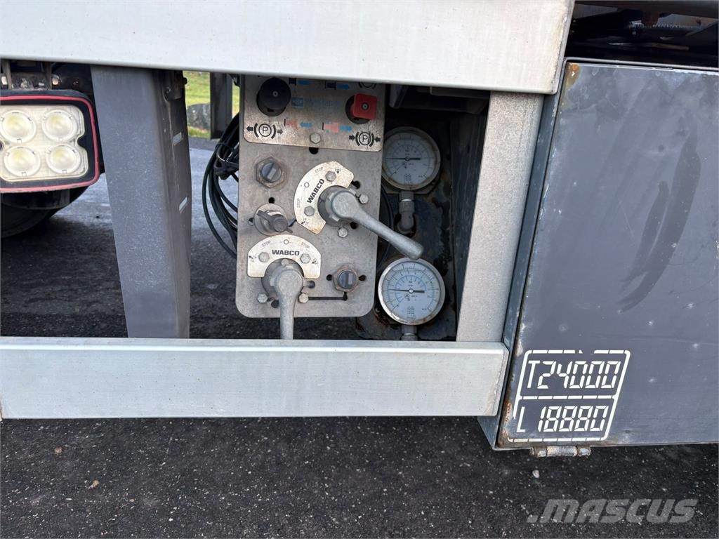 Kel-Berg T410K 6000 - 6500 mm containere Druge prikolice