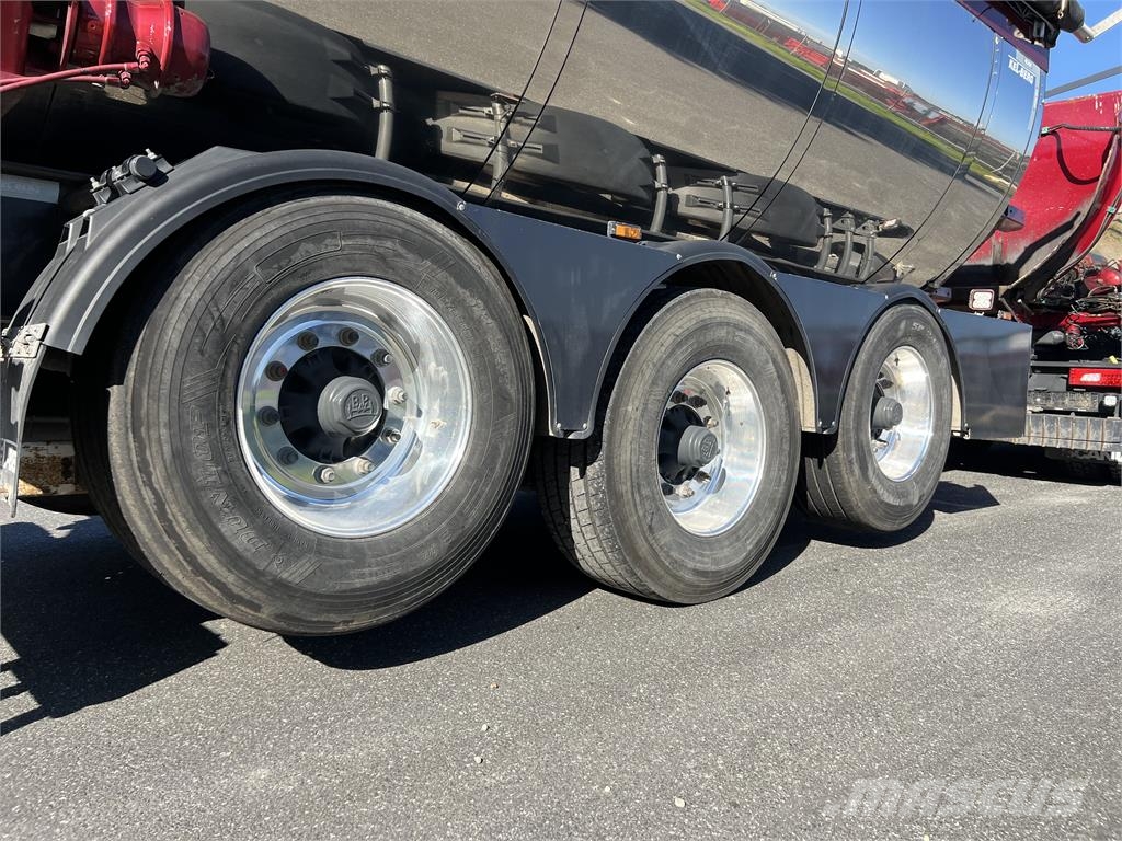 Kel-Berg T850K 5000 mm isoleret rundbue Remorque benne