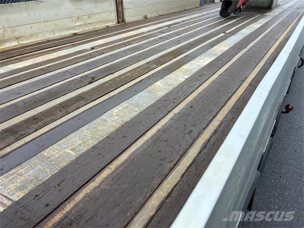 Leci 13,6 mtr. HMF 1820K3 Ostale poluprikolice
