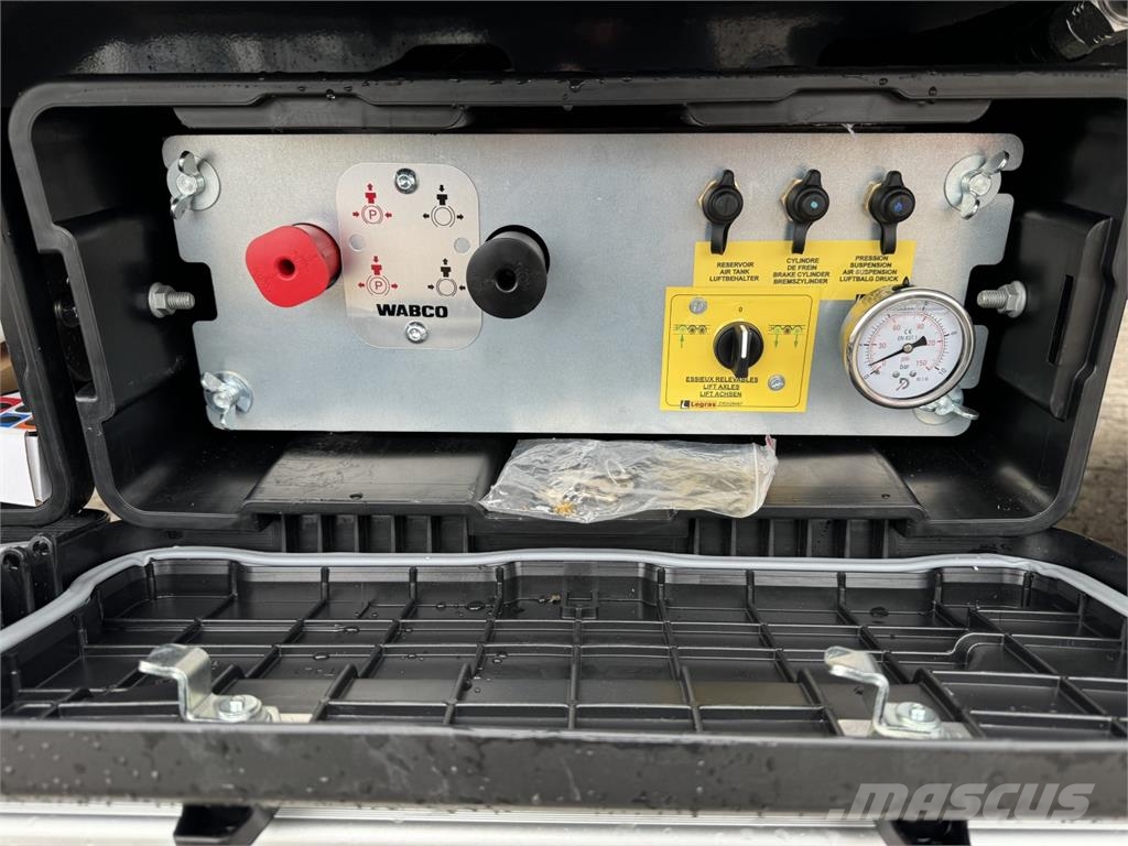 Legras 91,8 m3 - VBK Aut. presenning 自装卸半拖车