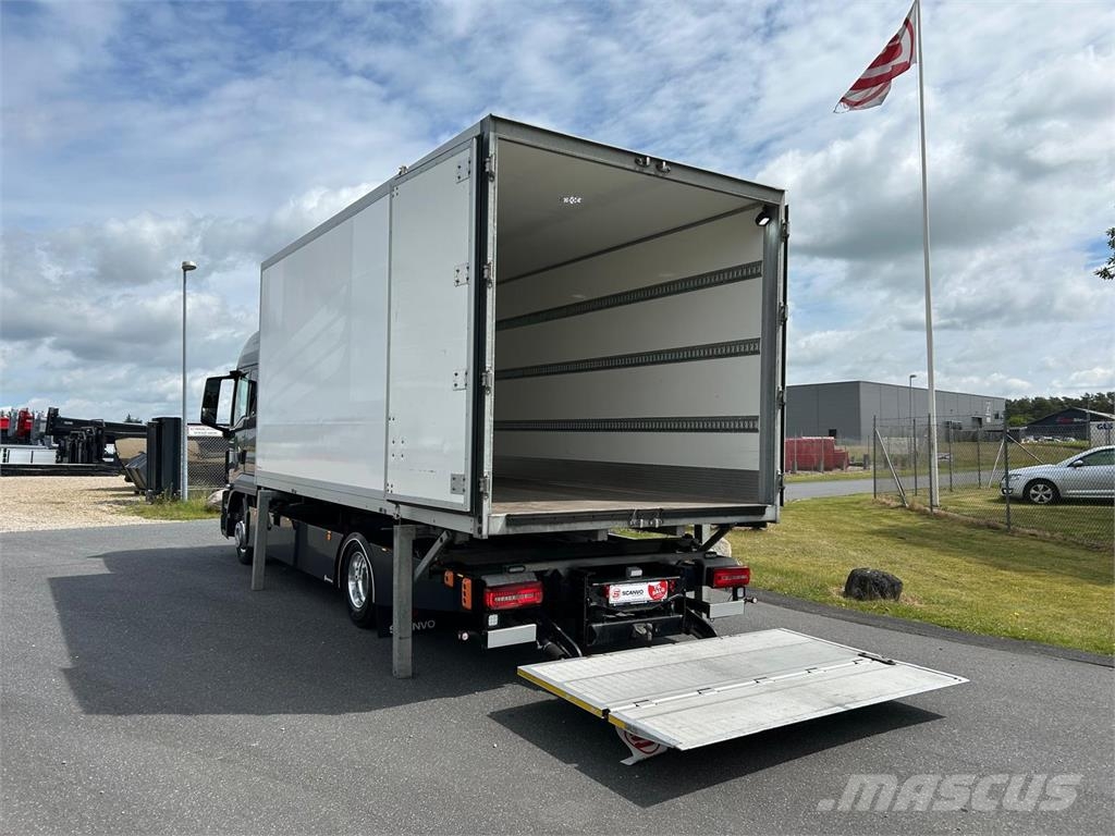 MAN TGL 8-220 4x2 BL incl. 2 stk veksellad Camiones con caja de remolque