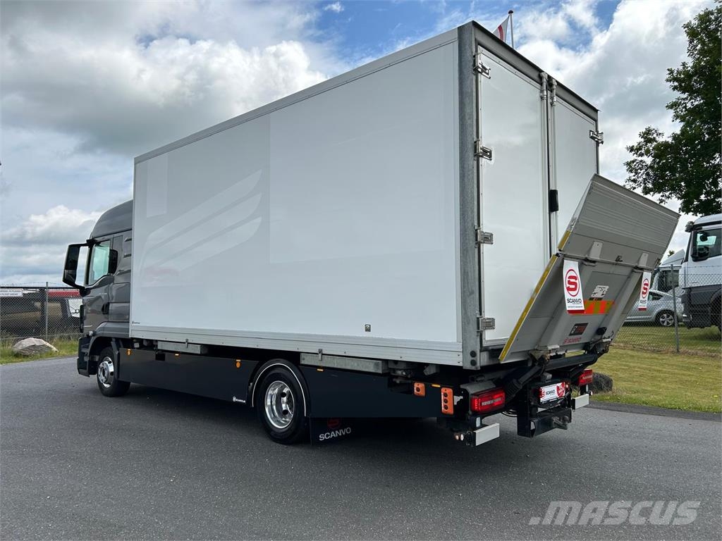 MAN TGL 8-220 4x2 BL incl. 2 stk veksellad Camiones con caja de remolque