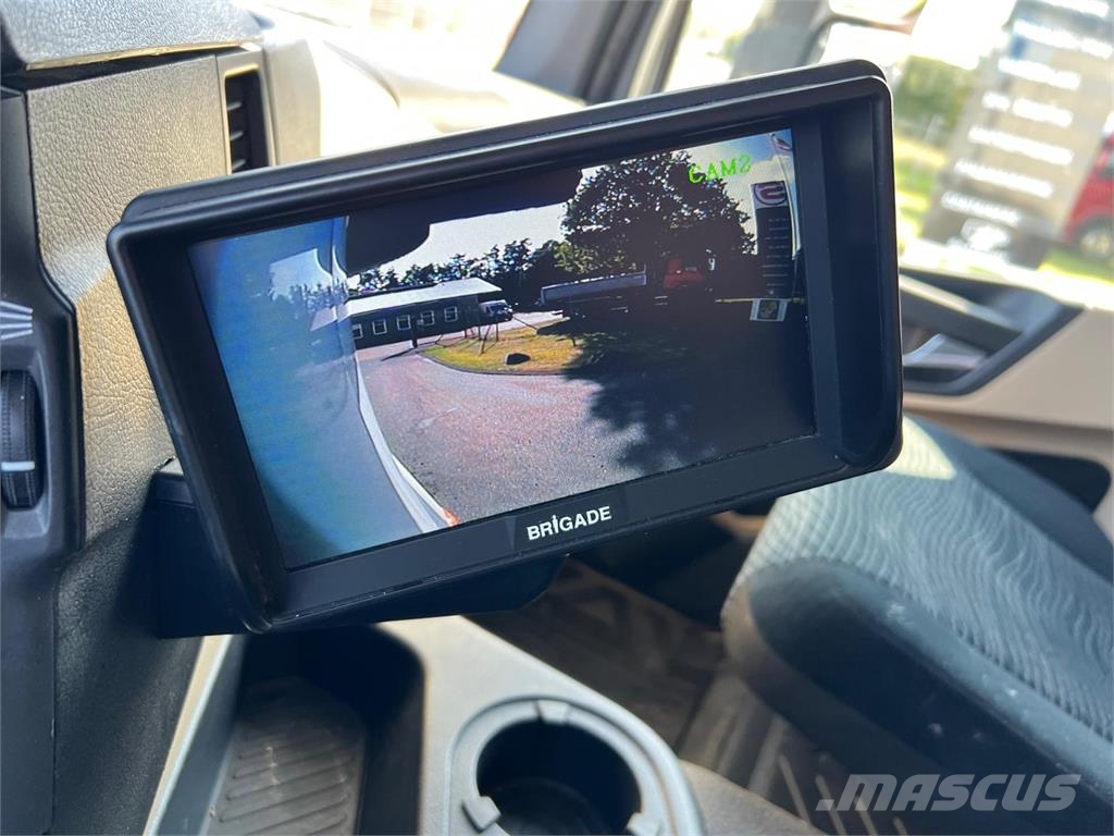 Mercedes-Benz Actros 2530 L 6x2*4 Temperature controlled trucks