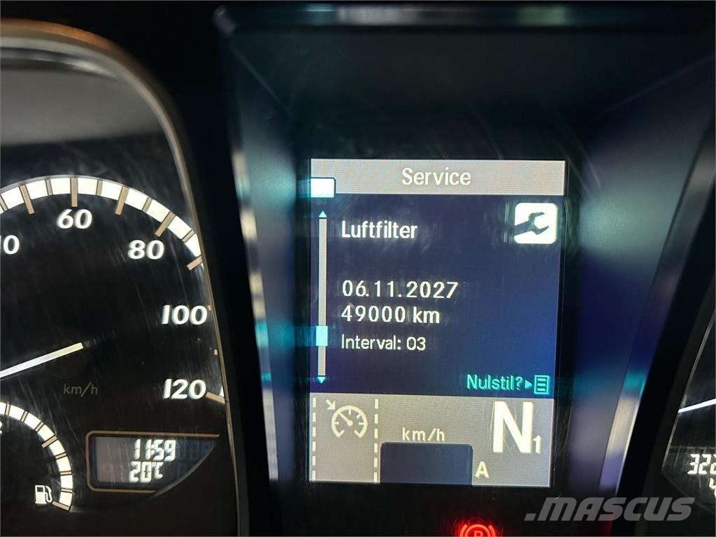 Mercedes-Benz Actros 2530 L 6x2*4 Temperature controlled trucks