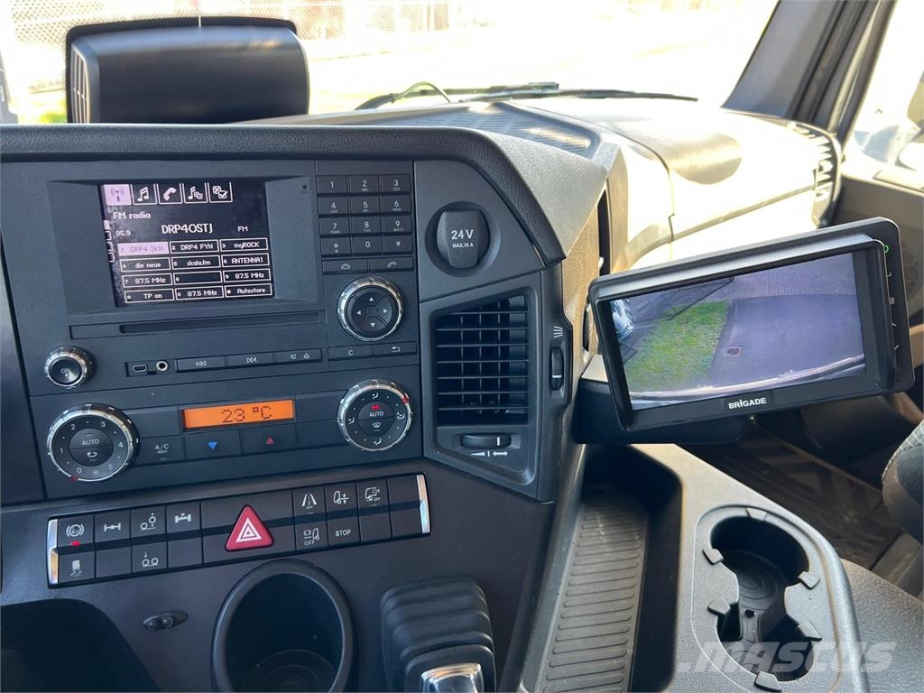 Mercedes-Benz Actros 2530 L 6x2*4 Temperature controlled trucks