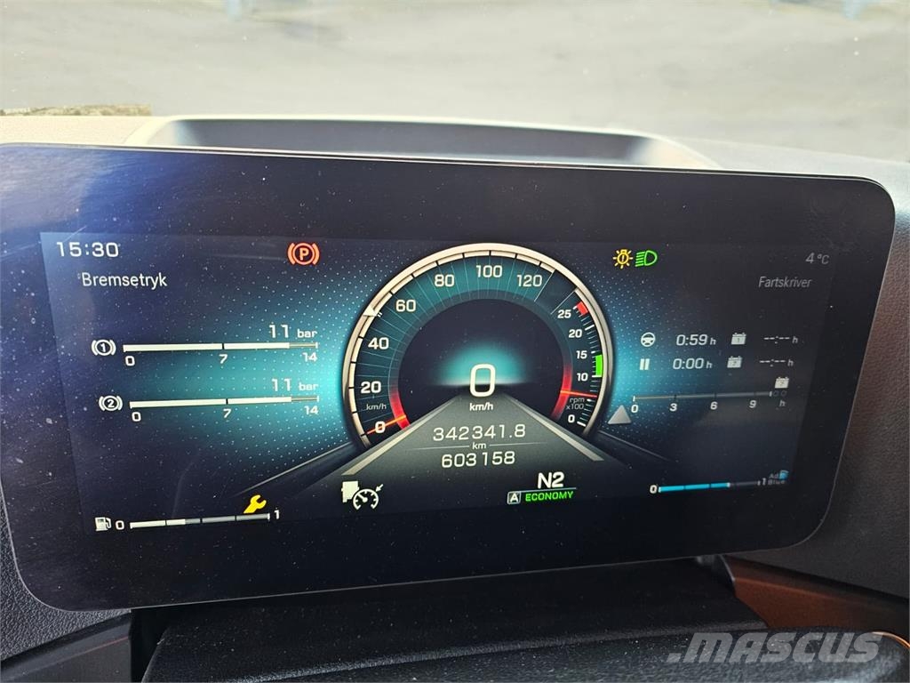 Mercedes-Benz Actros 2545 - HMF 1420K4 Lastväxlare med kabellift