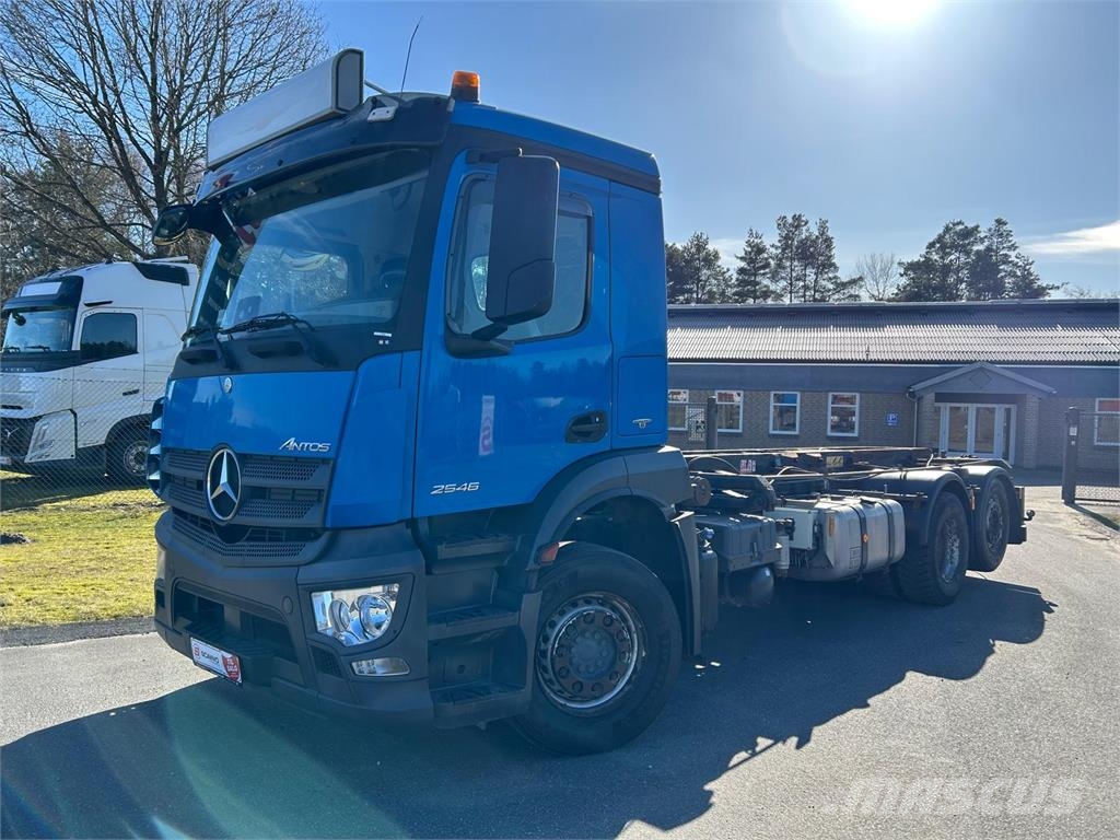 Mercedes-Benz Antos 2546 L Lanový nosič kontajnerov