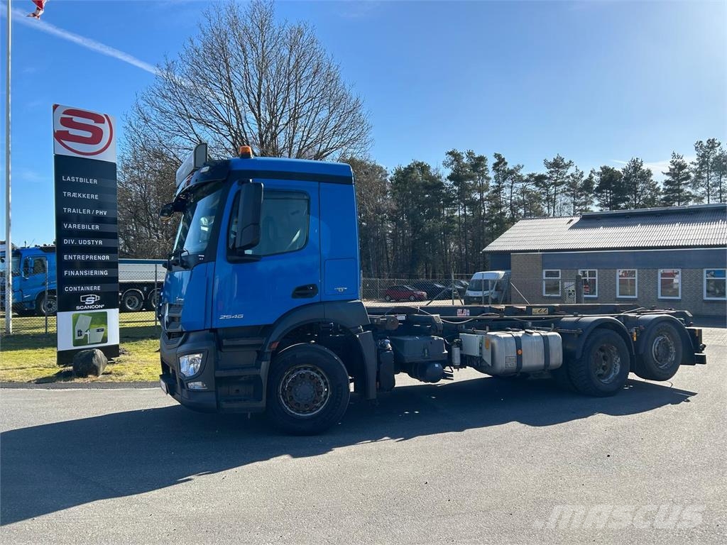 Mercedes-Benz Antos 2546 L Lastväxlare med kabellift