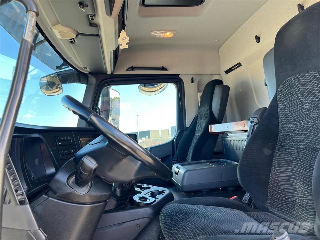 Mercedes-Benz Arocs 3246 LK 8X4 - HMF 3220RCS Kabelløft lastebiler