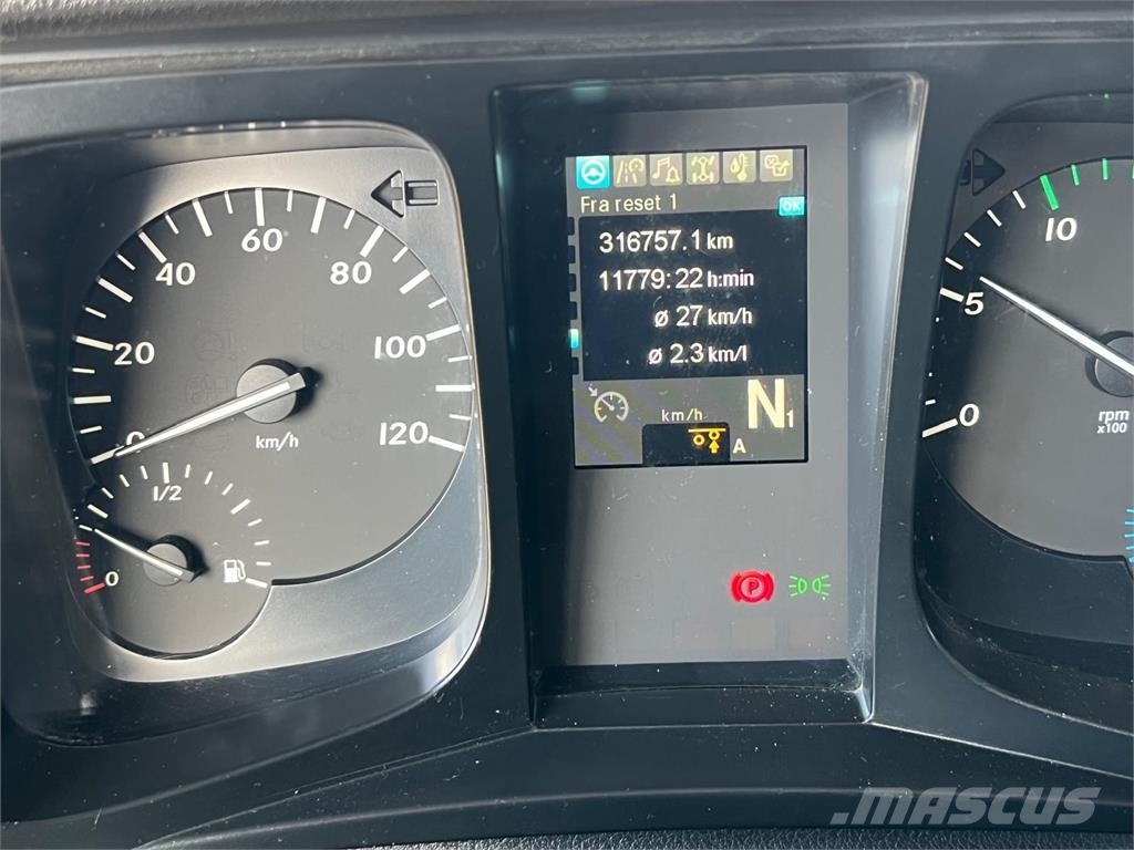 Mercedes-Benz Arocs 3246 LK 8X4 - HMF 3220RCS Kabelløft lastebiler