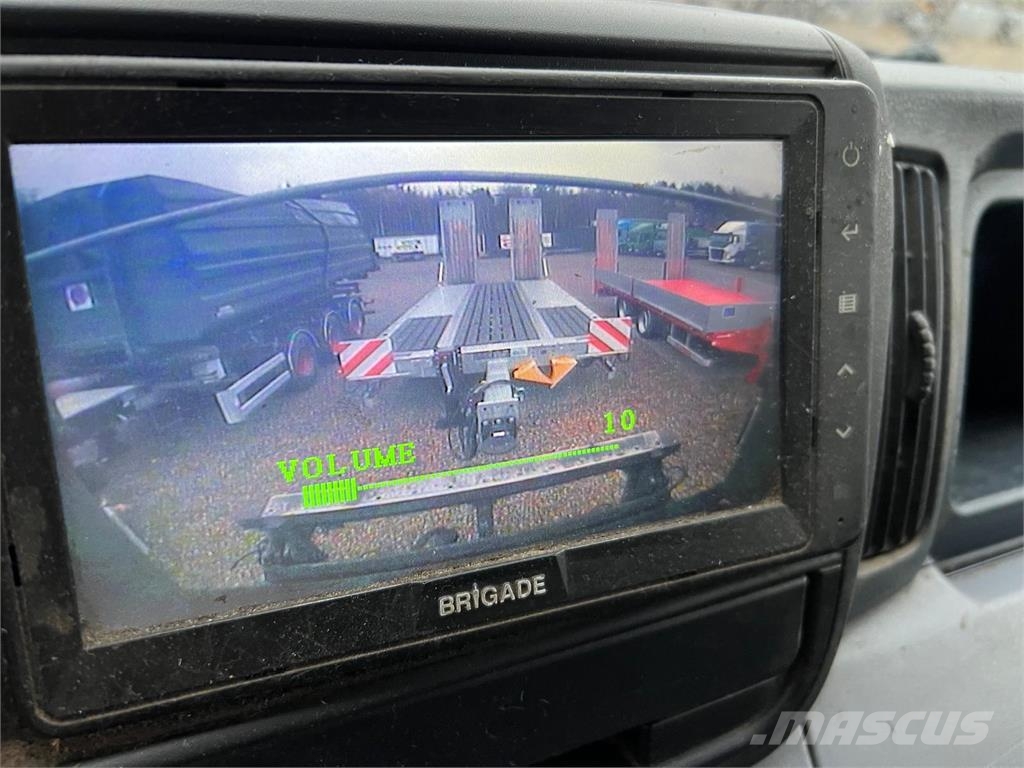 Mitsubishi Fuso CANTER 9C18 Camion dei rifiuti
