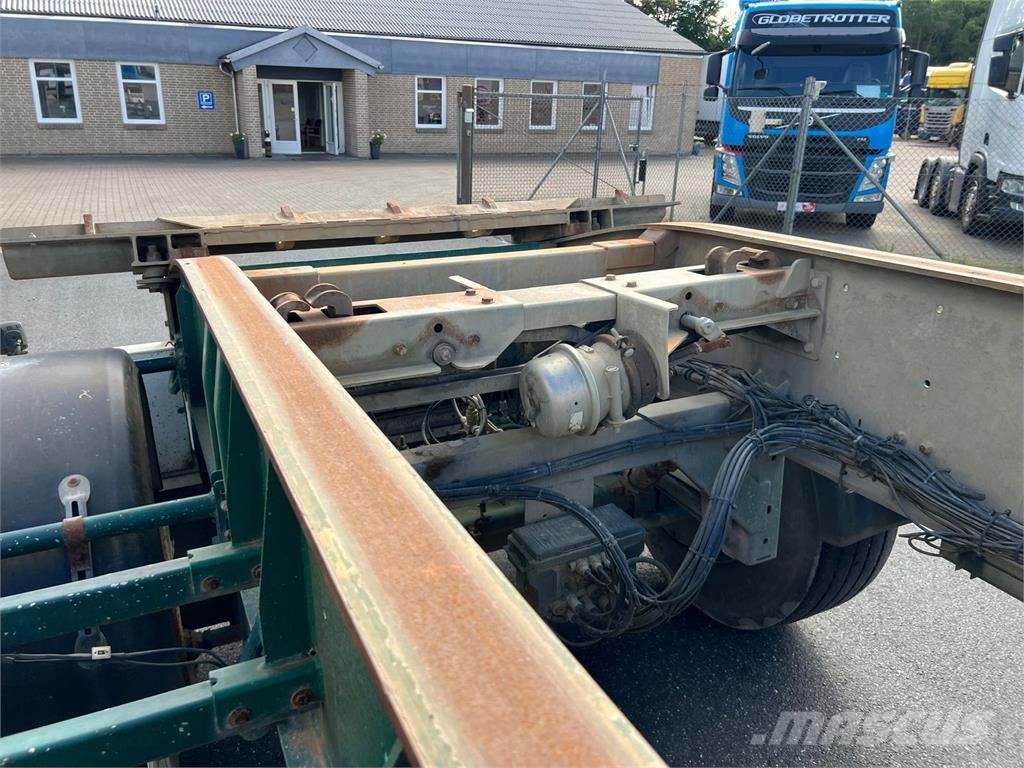 MTDK 6,0 - 7,0 mtr containere uden tip Otros remolques