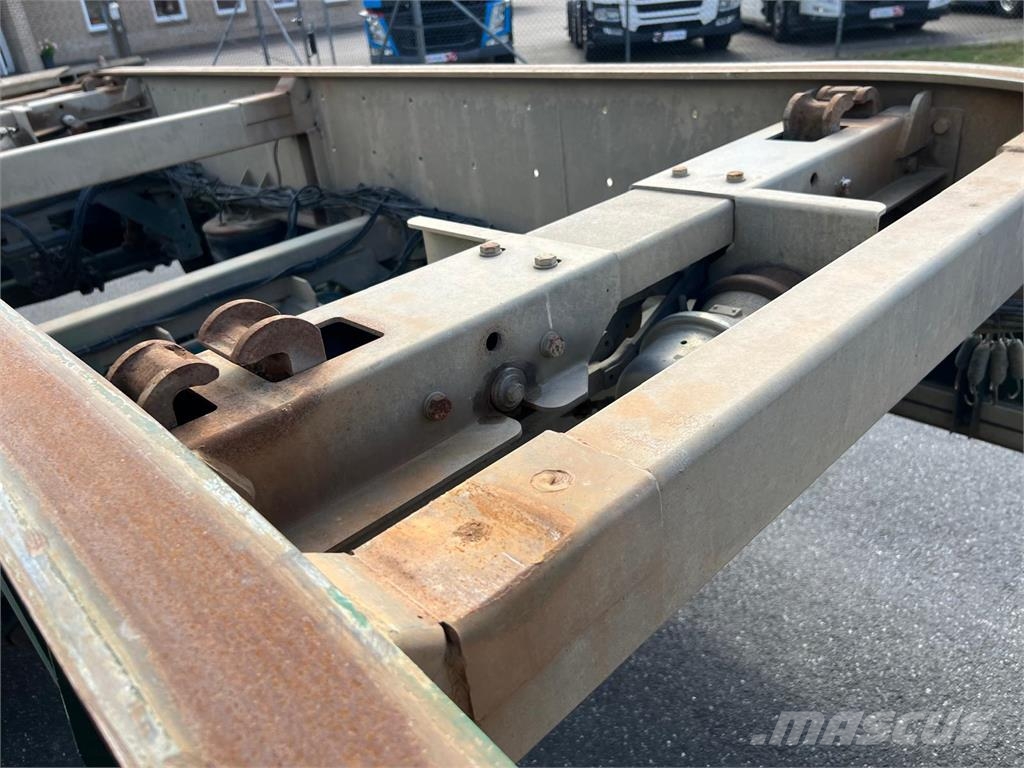 MTDK 6,0 - 7,0 mtr containere uden tip Otros remolques