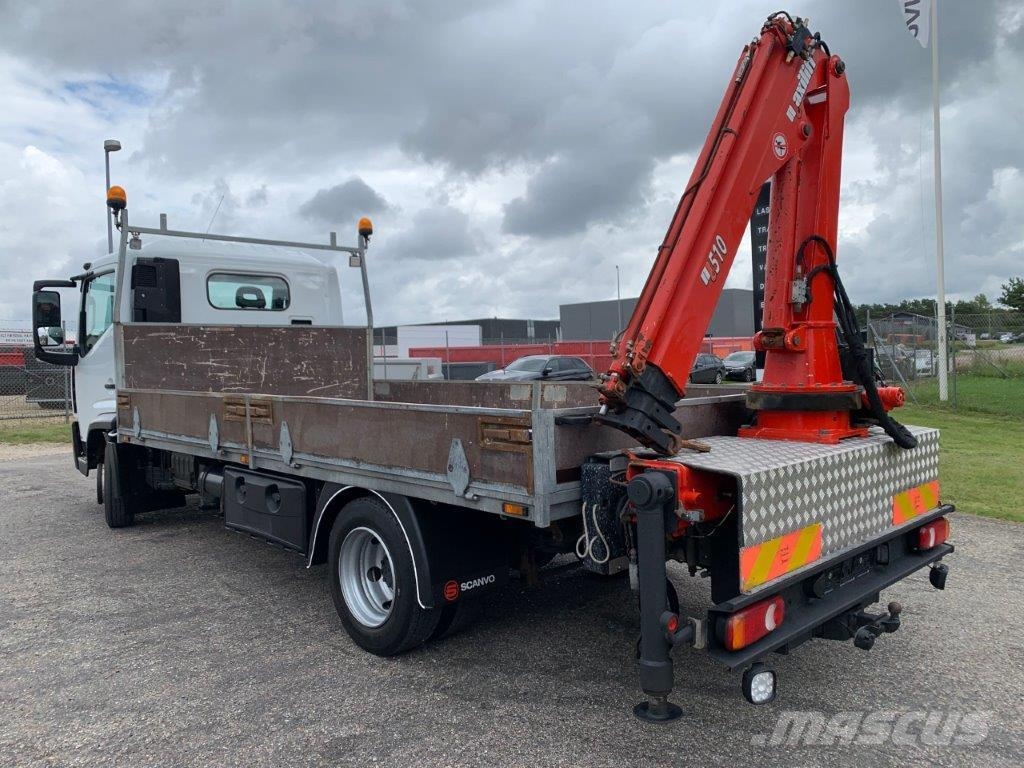 Renault D-7500 Tovornjaki z žerjavom