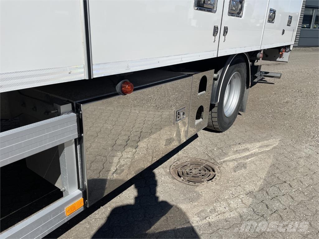 Renault D280 Premium Skapbiler