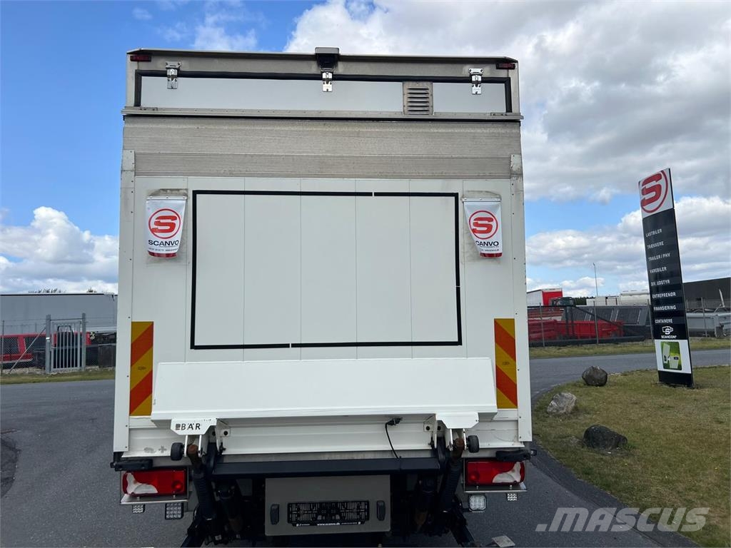 Scania P250 DB 4x2 MNB Isotermos y frigoríficos