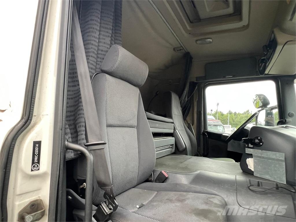 Scania P340 LA 4X2 MNA Tegljači