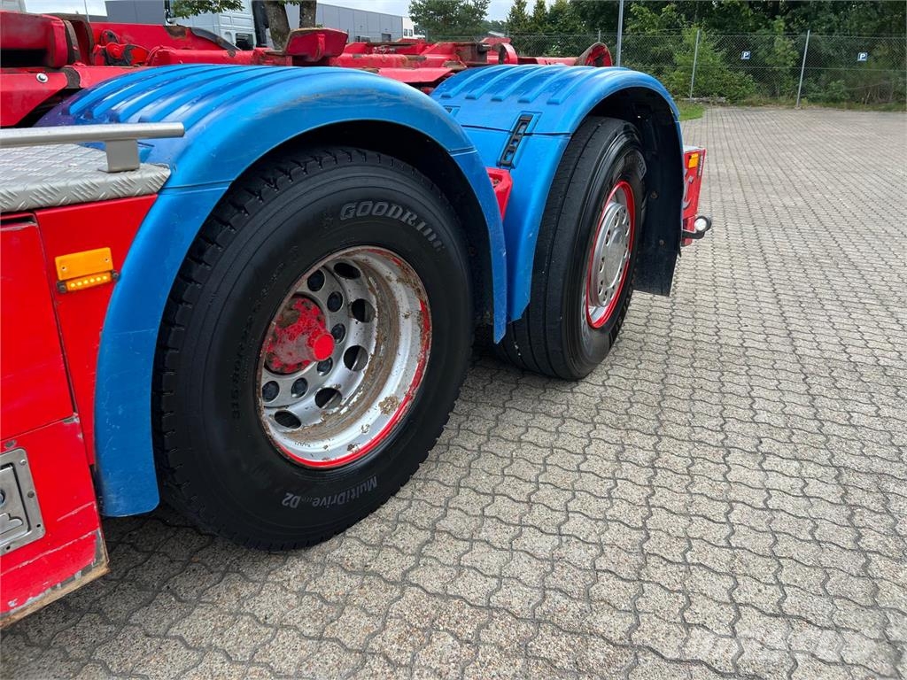 Scania P410 LB 6x2*4 HNB Camiones polibrazo