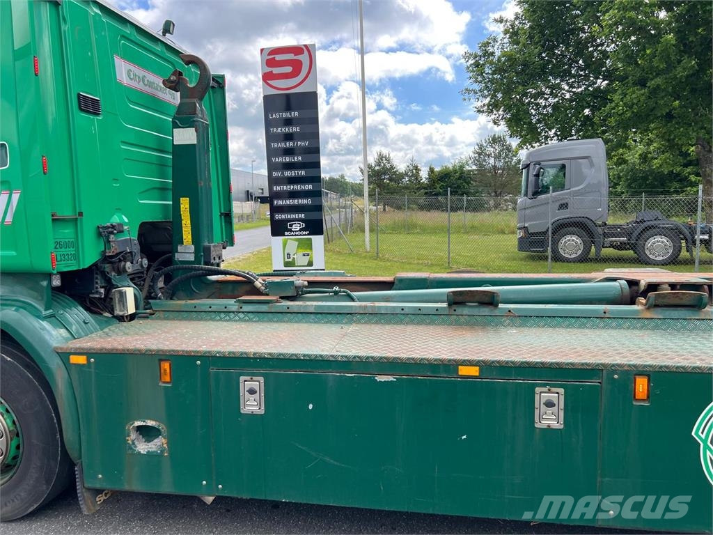 Scania R490 LB 6x2*4 HNB Camiones polibrazo