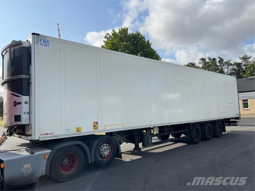 Schmitz SCB*S3B Dobbelt compartment Koel-vries opleggers