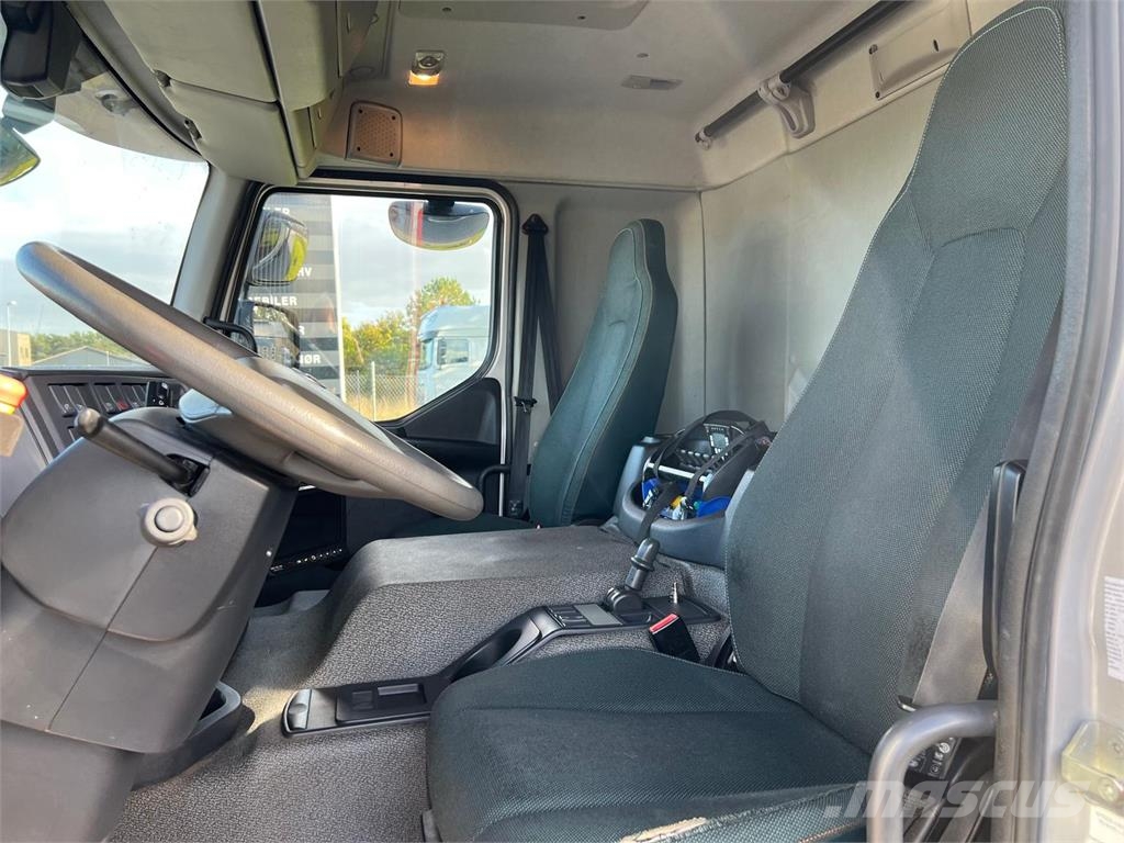 Volvo FE 320 - HMF 1320K3 케이블 리프트 탈착식 트럭