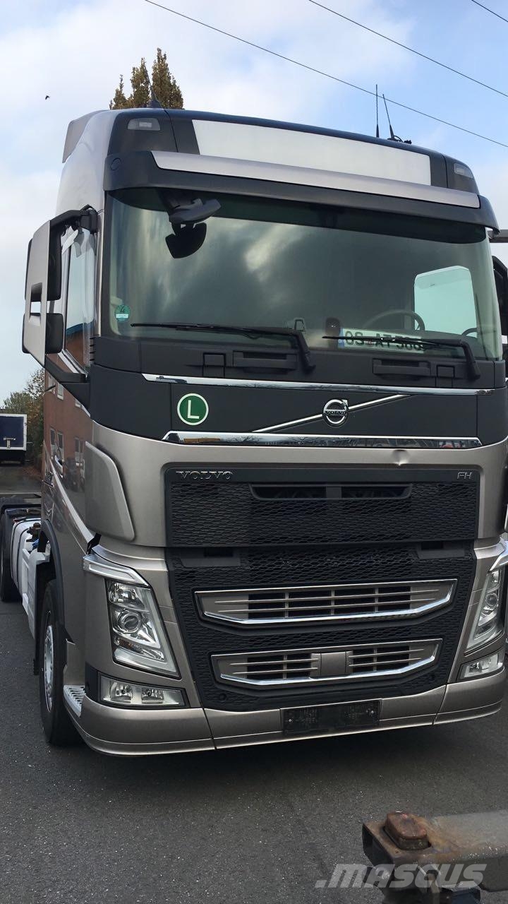 Volvo FH4 Globetrotter tagspoiler Other components
