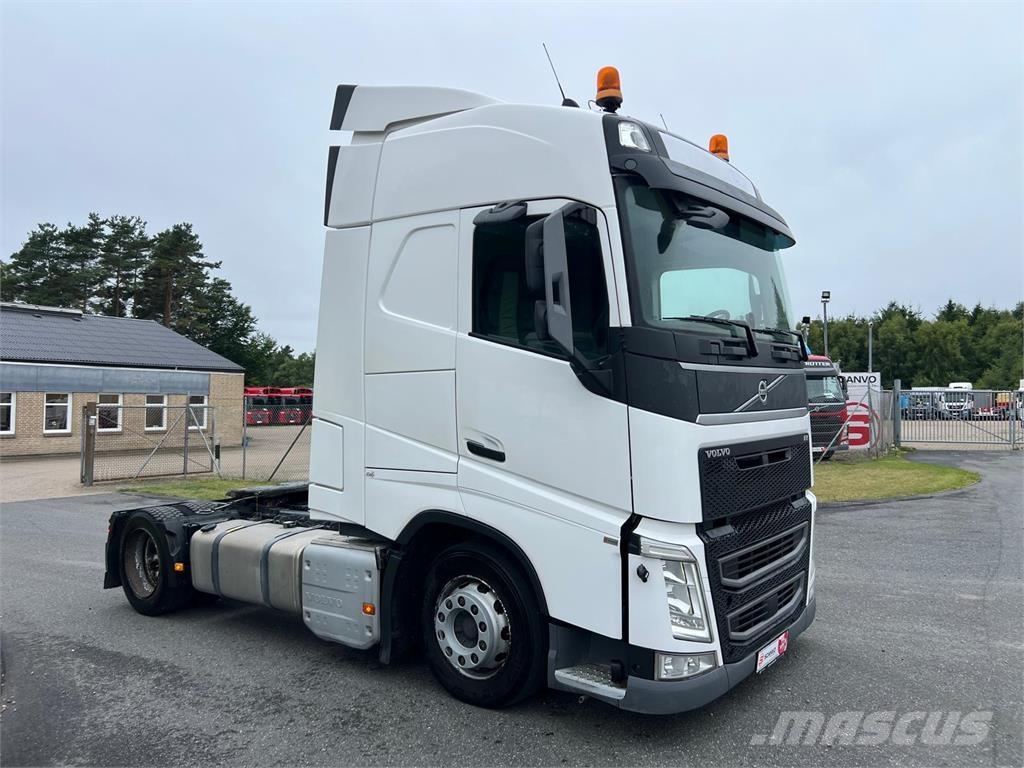 Volvo FH460 4x2 X-low mega Tahače