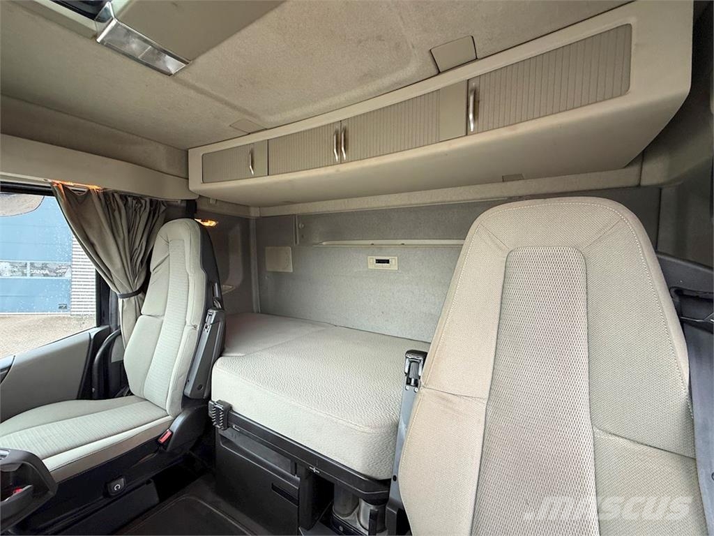 Volvo FH500 - HMF 2620K5 شاحنات قابلة للفك