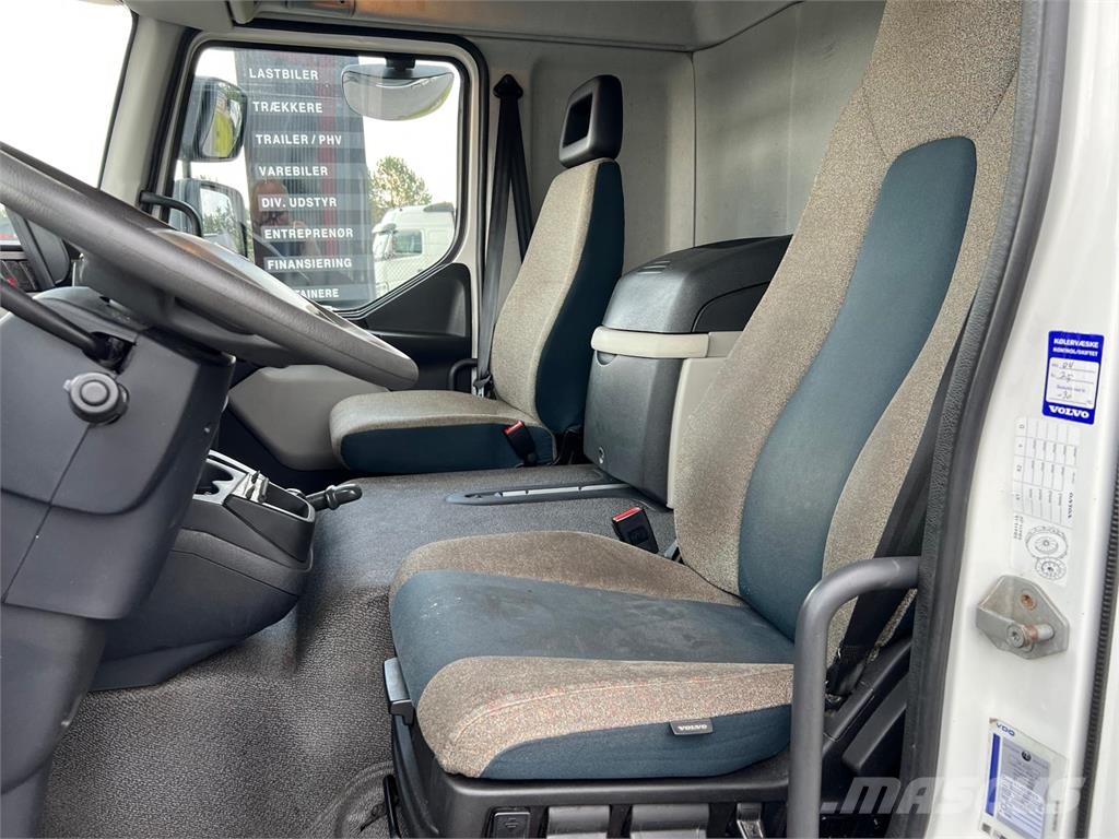 Volvo FL 250 16 ton Camiones con temperatura controlada