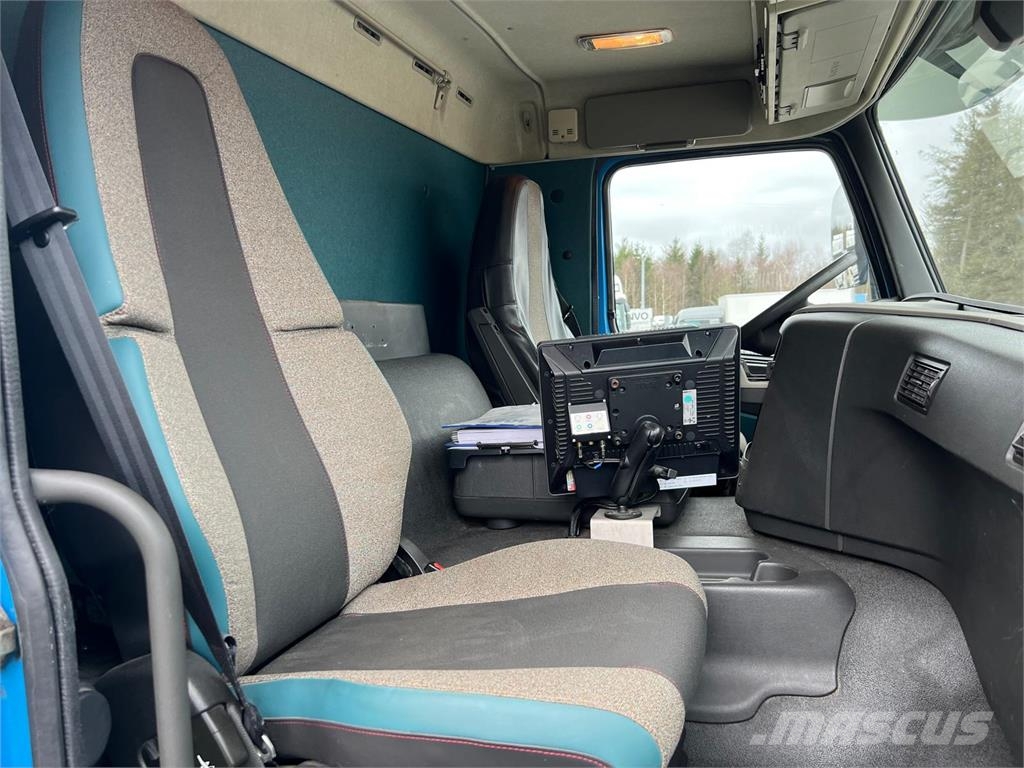 Volvo FM370 Joab Camion dei rifiuti