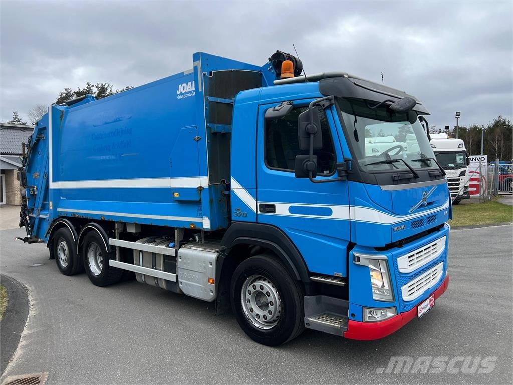 Volvo FM370 Joab Camion poubelle