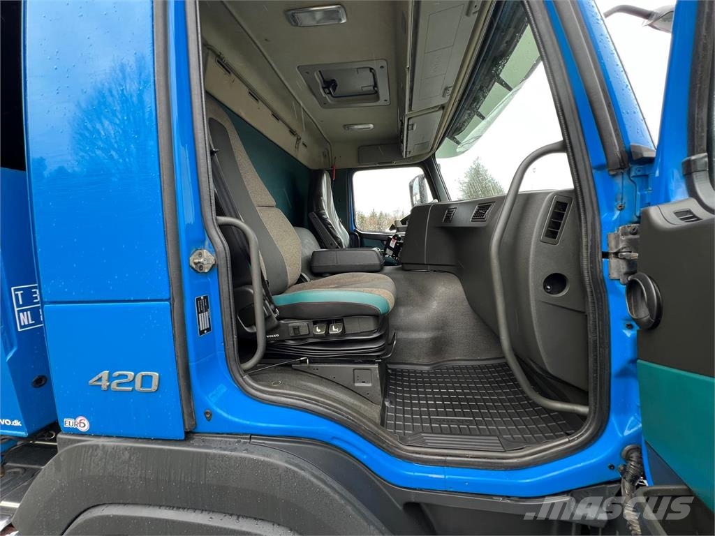 Volvo FM420 8x2*6 Trippel NTM 25m3 Šiukšliavežės