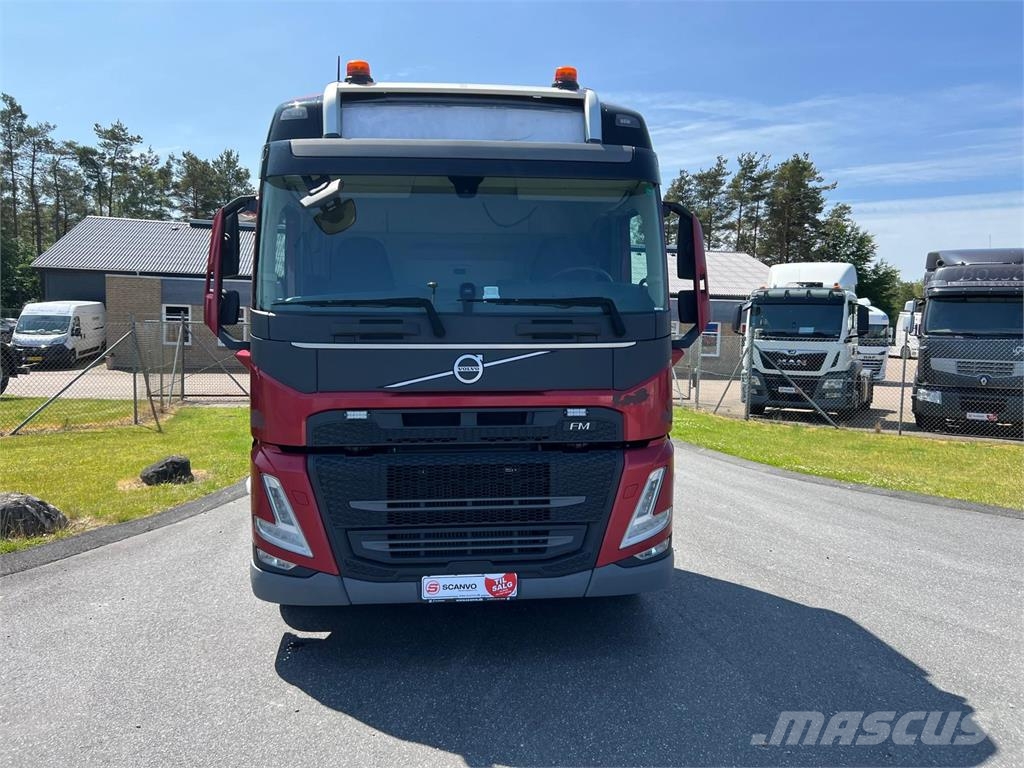 Volvo FM430 Treileri ar āķi
