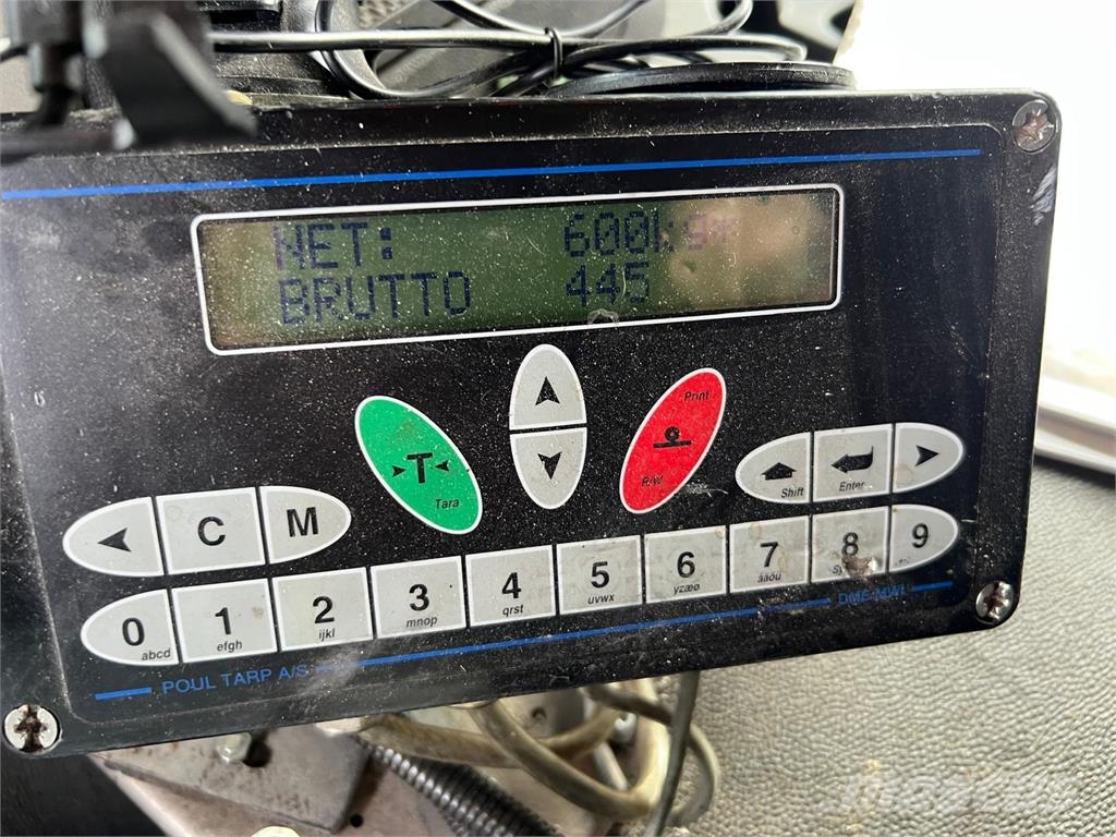 Volvo FM460 8x2*6 - FAUN 533L frontpress Camion dei rifiuti
