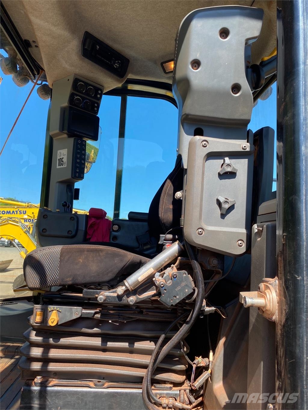 CAT 972 مكونات أخرى