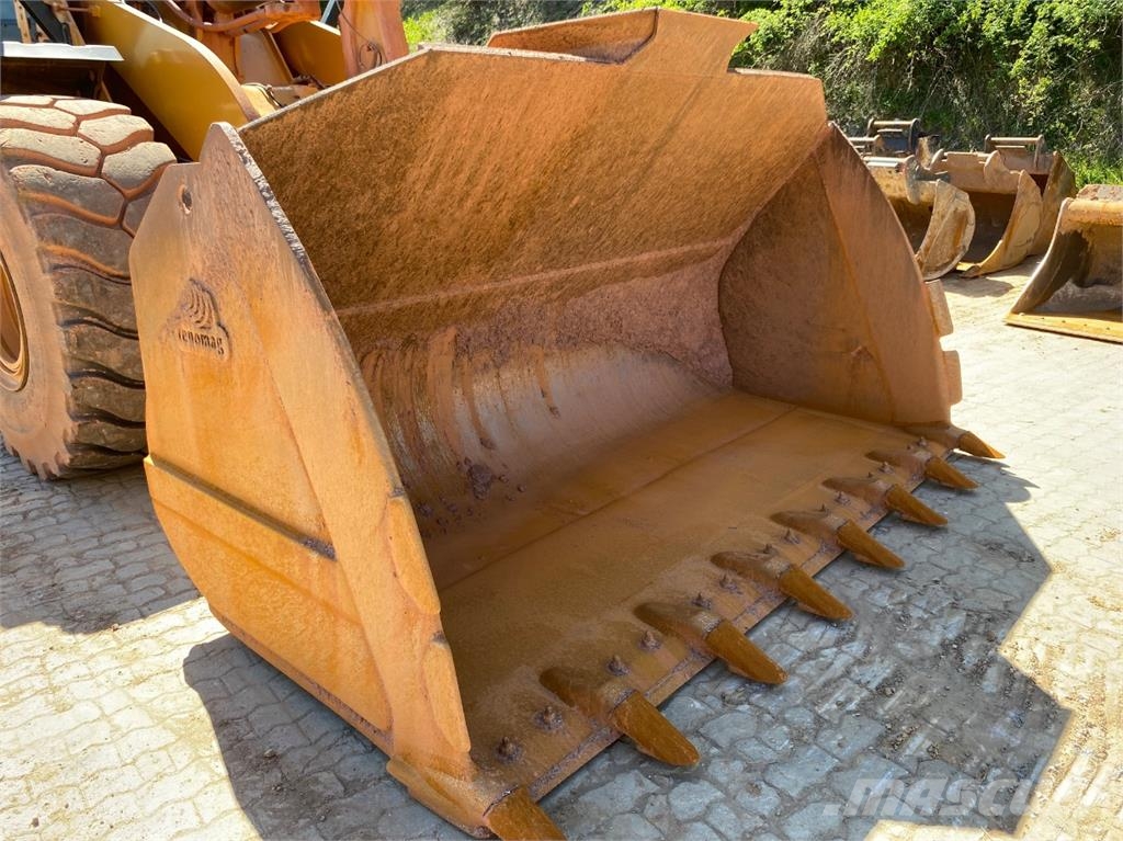 CAT 972 مكونات أخرى