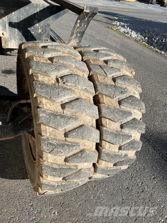 CAT M322F Other components