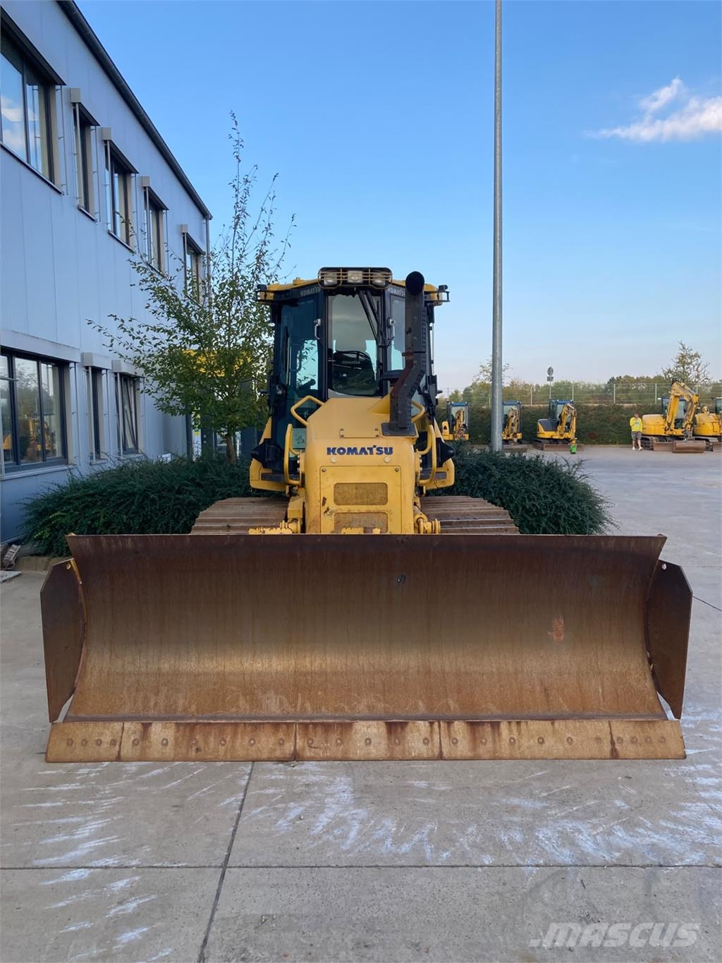 Komatsu D51PXI-24 مكونات أخرى