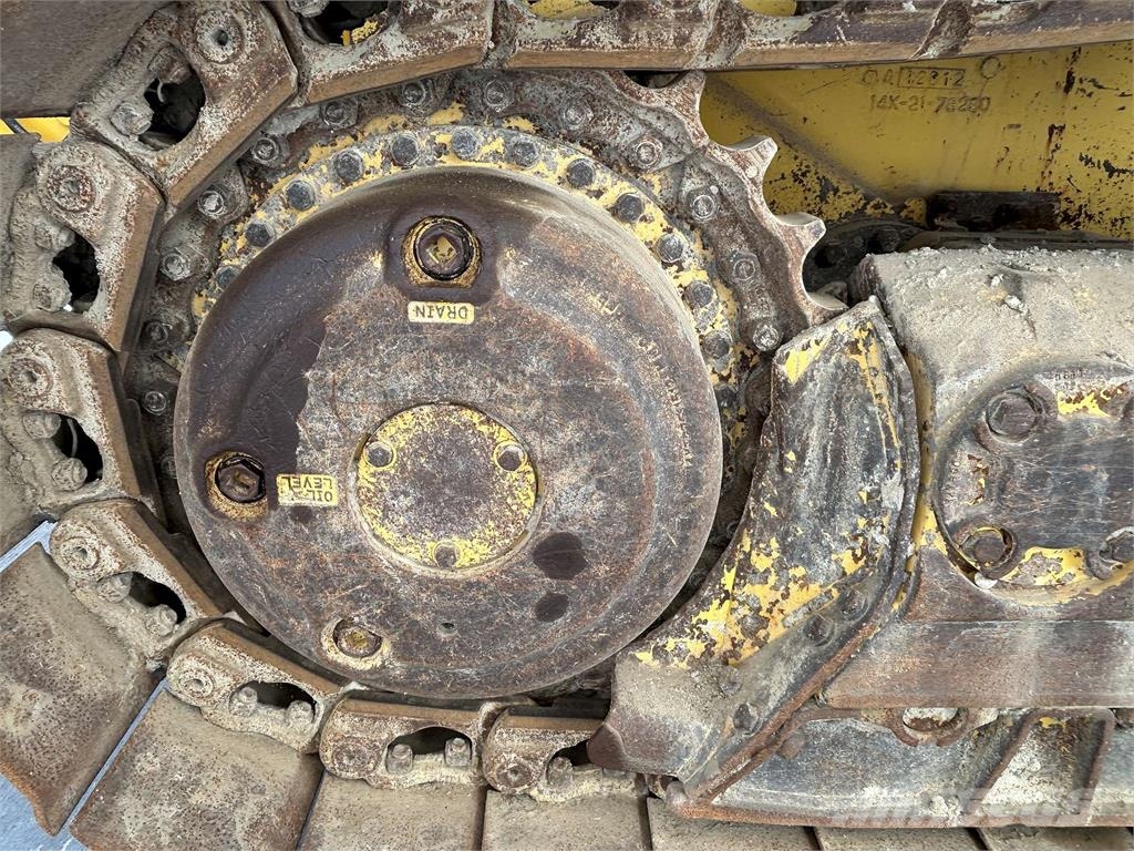 Komatsu D65EX-18E0 기타 부품