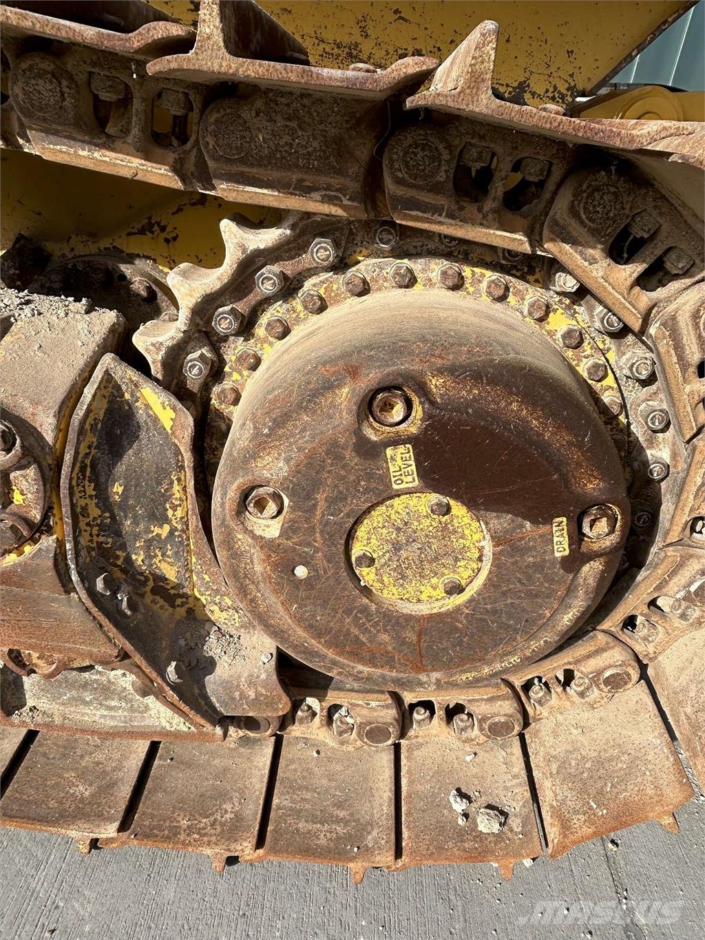 Komatsu D65EX-18E0 기타 부품