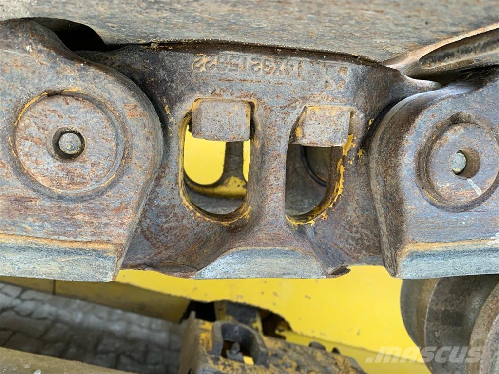 Komatsu D65WX-18E0 Ostale komponente za građevinarstvo