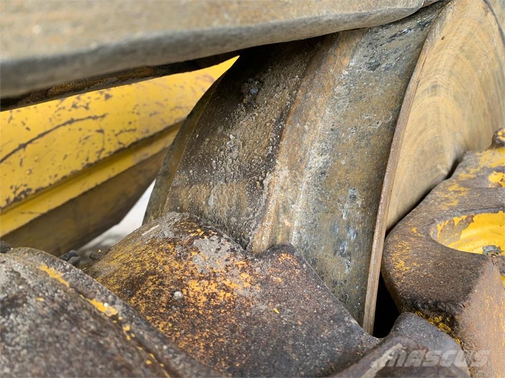 Komatsu D65WX-18E0 Ostale komponente za građevinarstvo