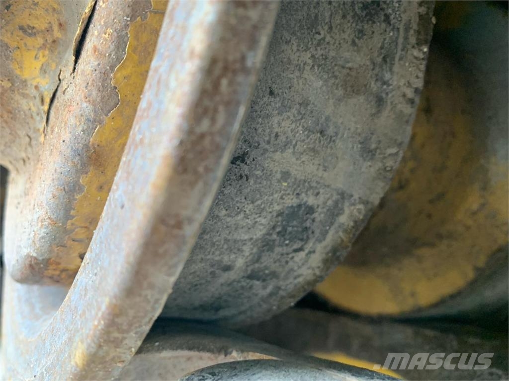 Komatsu D65WX-18E0 Ostale komponente za građevinarstvo
