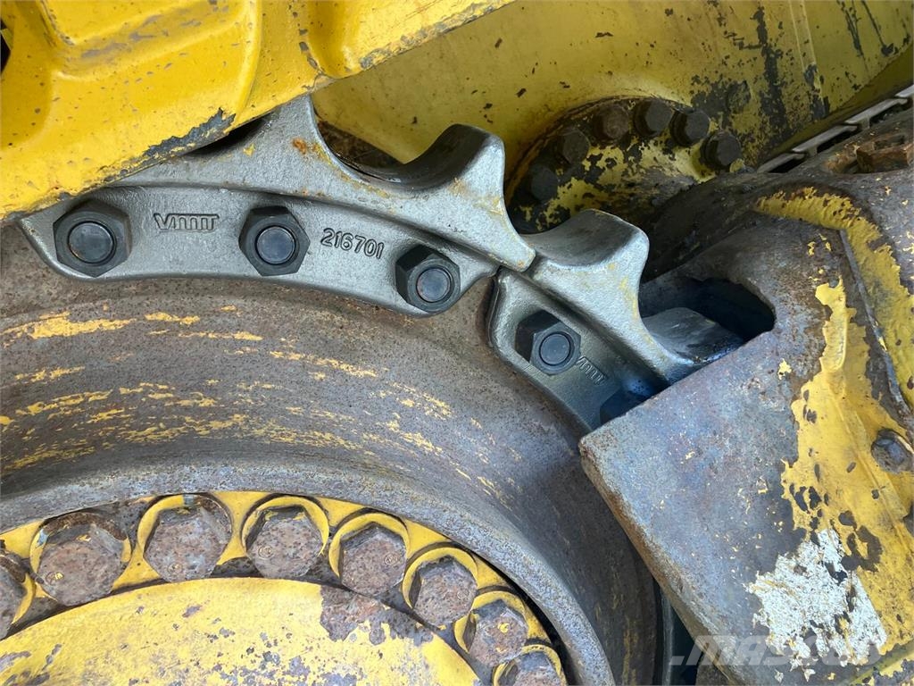 Komatsu D85PX-18E0 Otros componentes