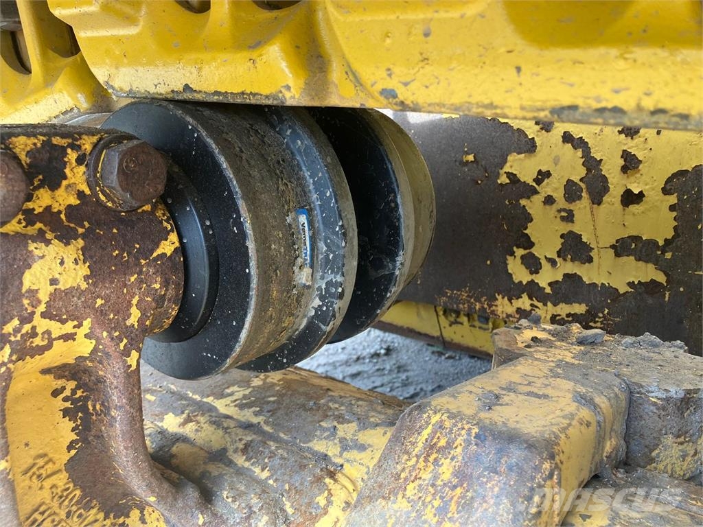 Komatsu D85PX-18E0 Otros componentes